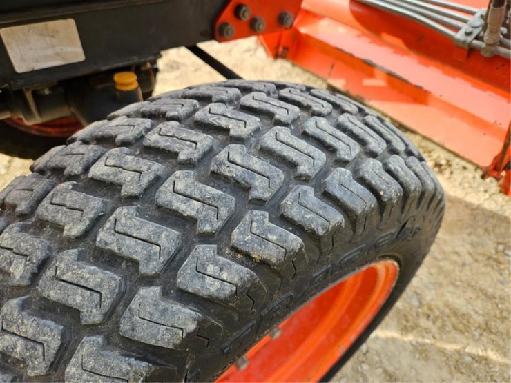 kubota-b7800-image-19