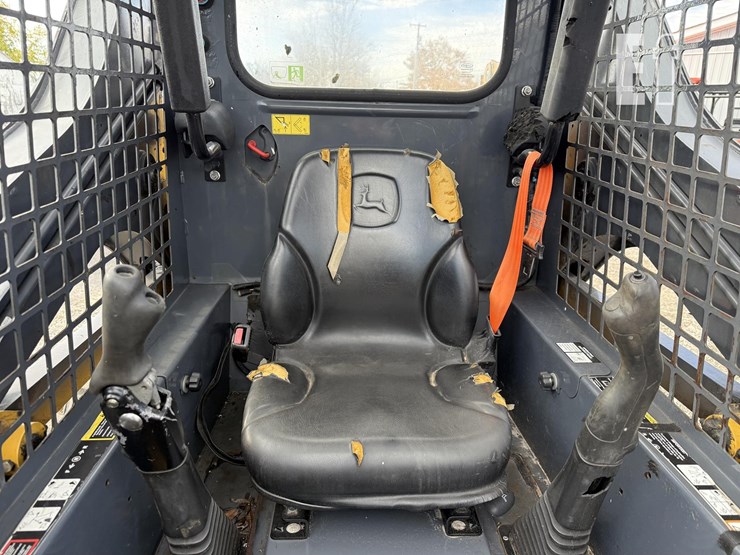 2016-deere-314g-image-16