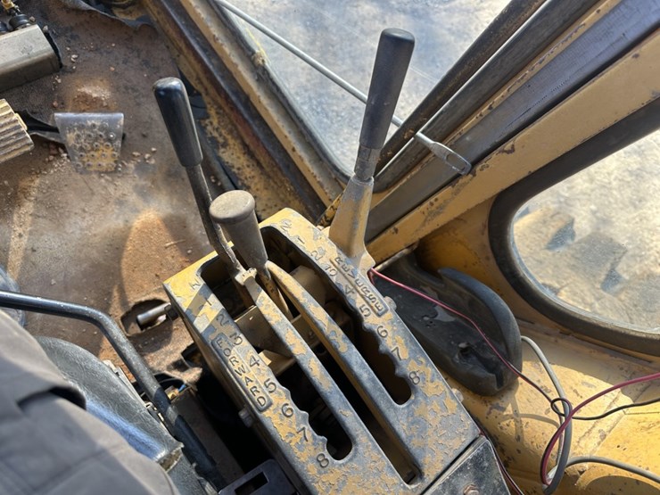 caterpillar-16g-image-57