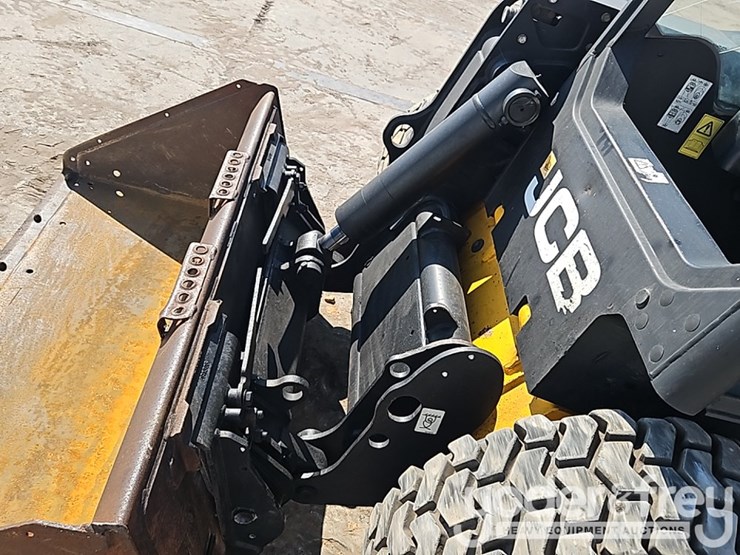 2011-jcb-260-eco-image-12