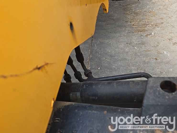 2017-jcb-506-36-image-32