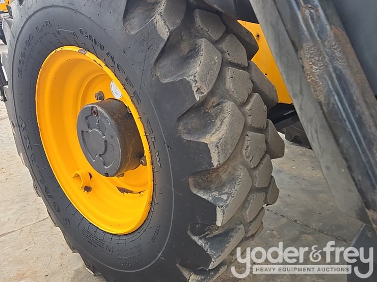 2017-jcb-506-36-image-7