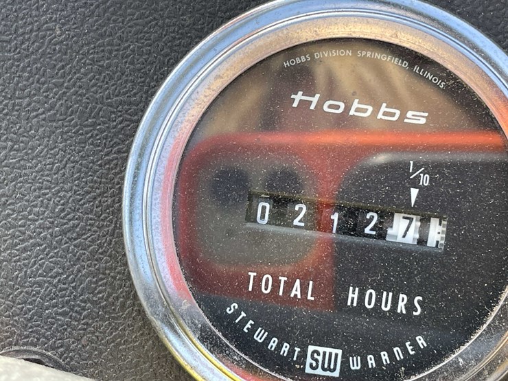 john-deere-212-image-12