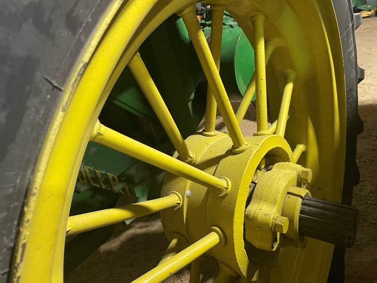 john-deere-a-image-14