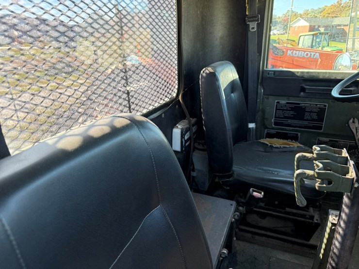 #22592-•-inop-1992-freightliner-t/a-daycab-truck-tractor-vin:-1fuymzyb1np520782-image-64