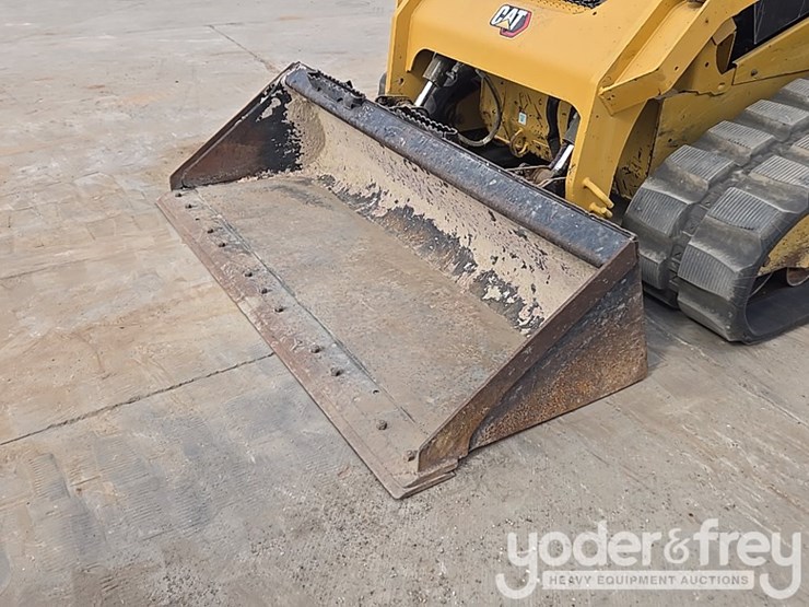 2021-caterpillar-289d3-image-37