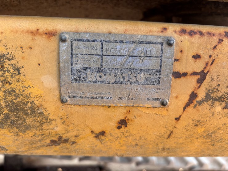 komatsu-pc200-lc-image-22