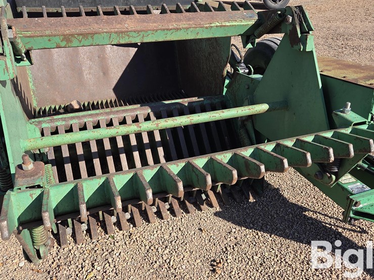 summers-pull-type-rock-picker-image-14