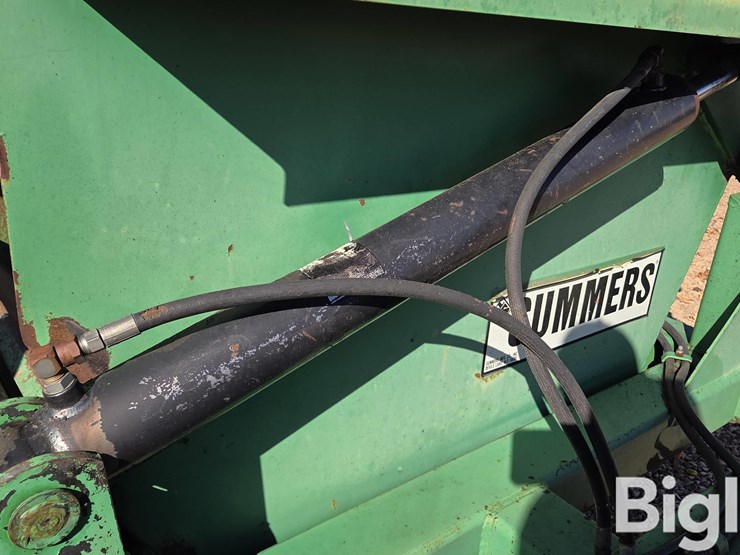 summers-pull-type-rock-picker-image-12