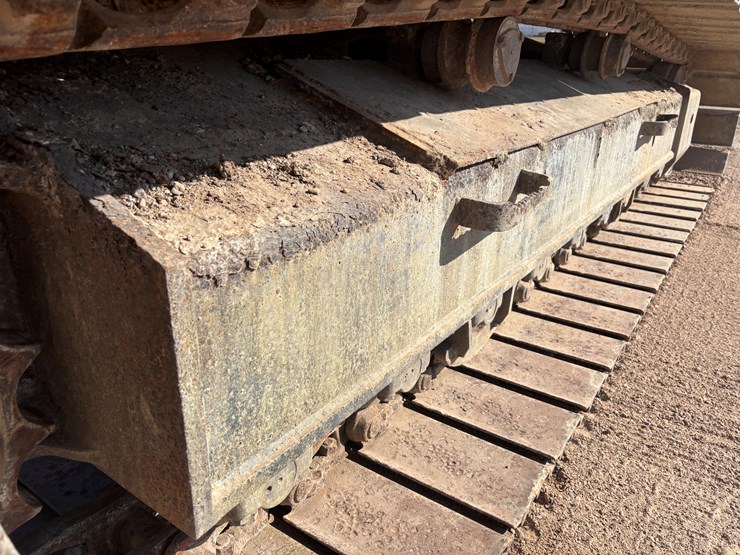 komatsu-pc200-lc-image-11