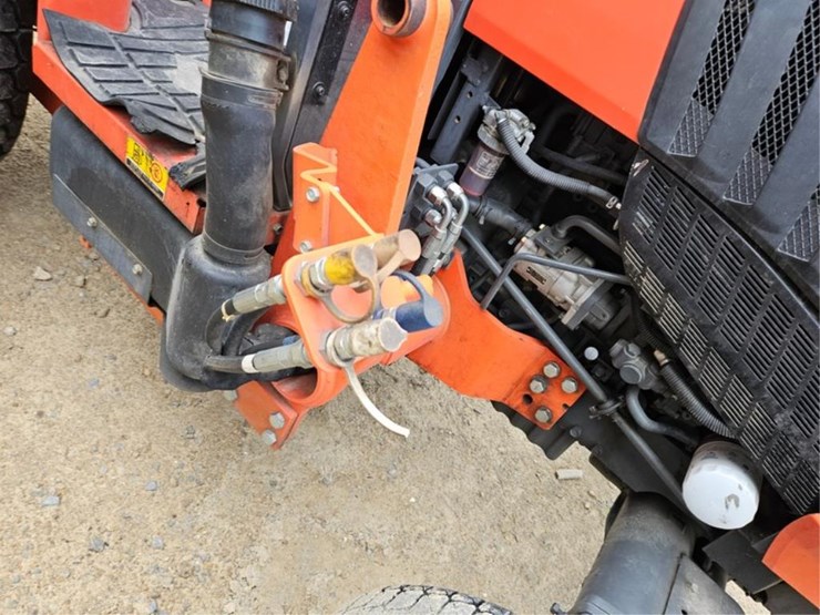 kubota-l4760-image-11