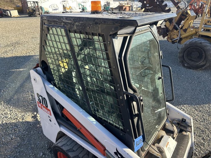 2015-bobcat-s70-image-12