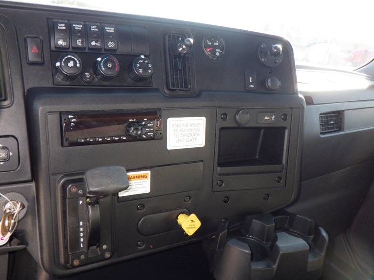 2020-international-mv607-image-17