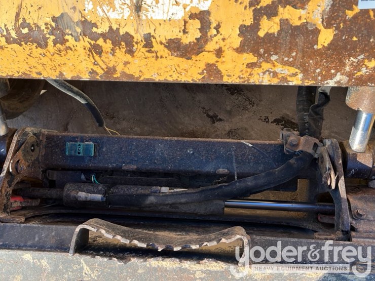 2014-caterpillar-279d-image-17