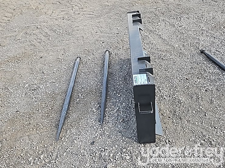 unused-jct-bale-spear-to-suit-skidsteer-image-2