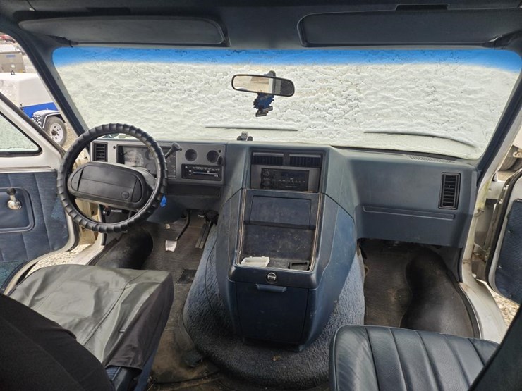 1995-chevrolet-g20-image-30