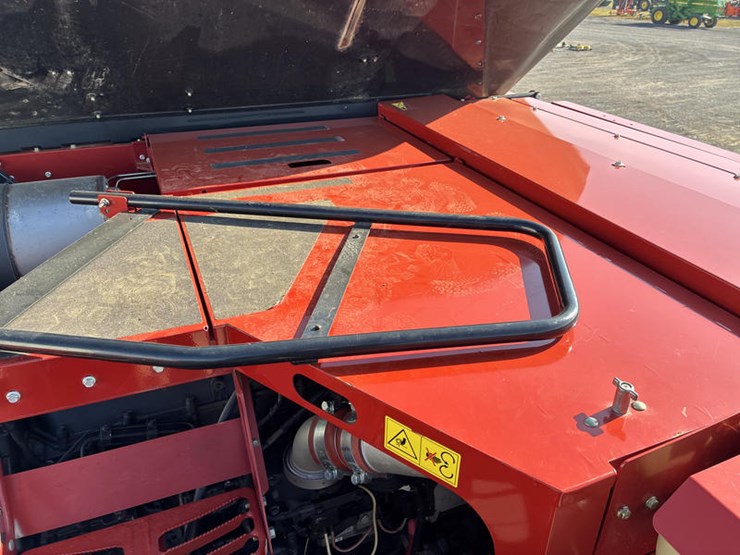 2020-case-ih-7250-image-79