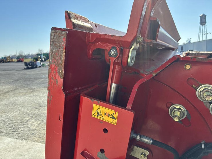 2020-case-ih-7250-image-24