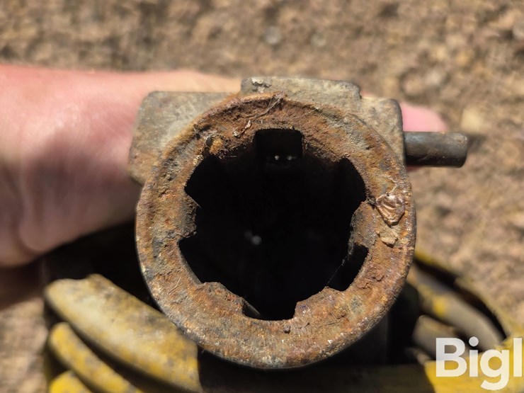 land-pride-rt1558-58"-3-pt-tiller-image-9