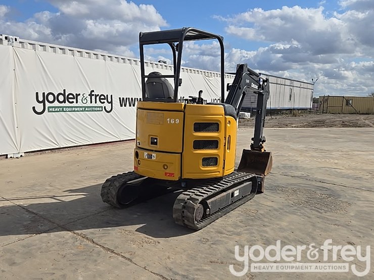 2019-deere-26g-image-5