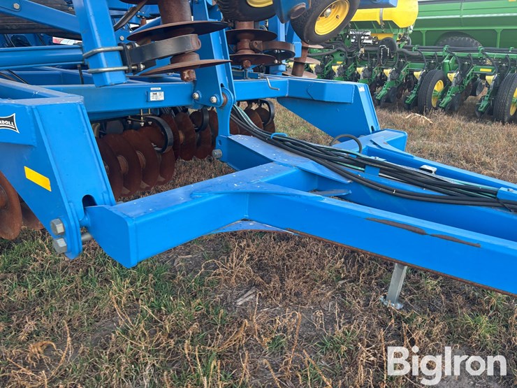 2012-landoll-7458-44-vt-plus-vertical-tillage-image-13
