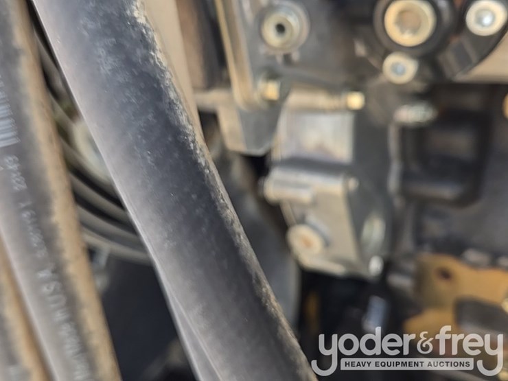 2019-caterpillar-tl1255d-image-81