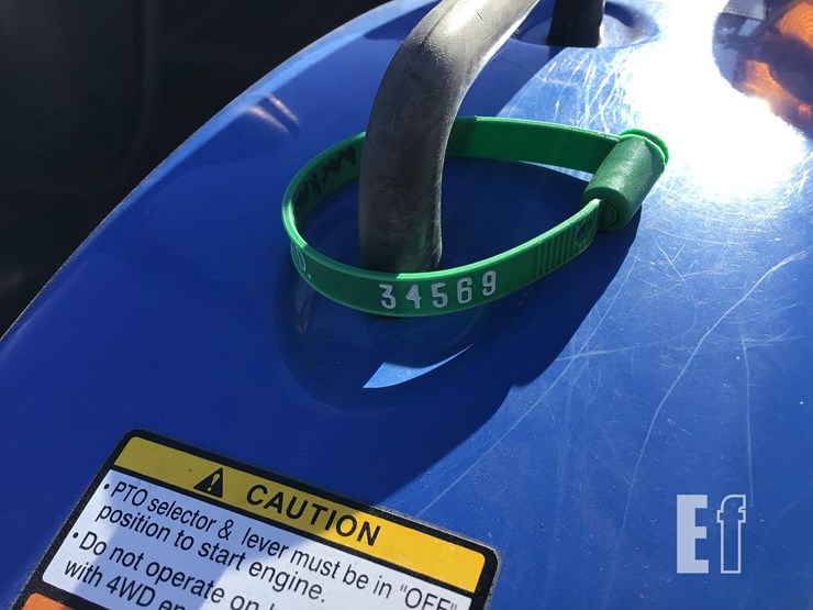 2017-new-holland-workmaster-40-image-26