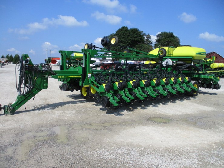 2016-john-deere-db60-image-76