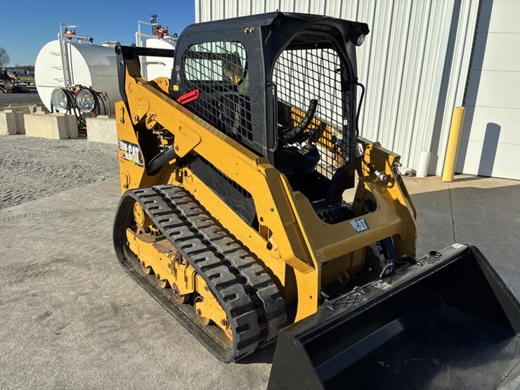 2018-caterpillar-259d-image-46