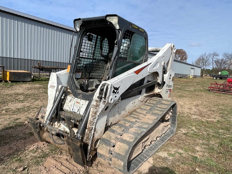 2017-bobcat-t770-image-1