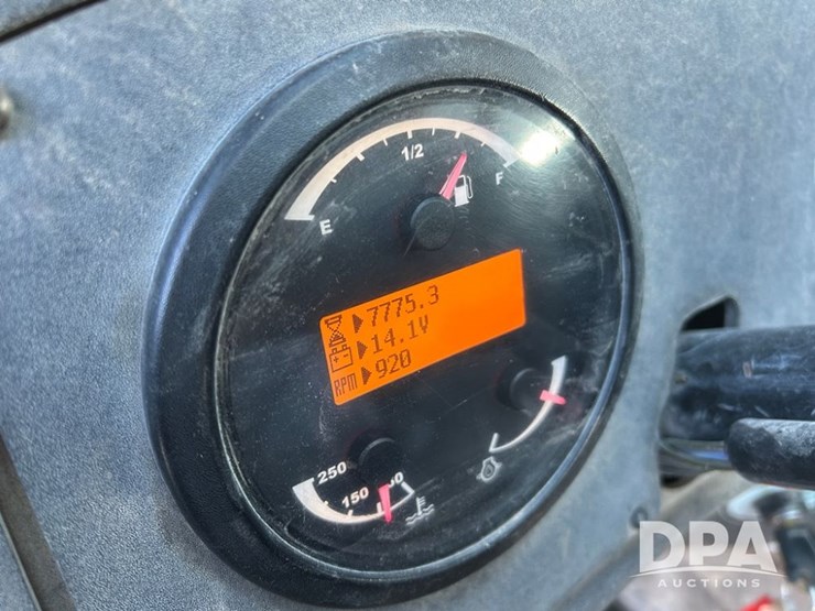 2012-caterpillar-tl1255c-image-40