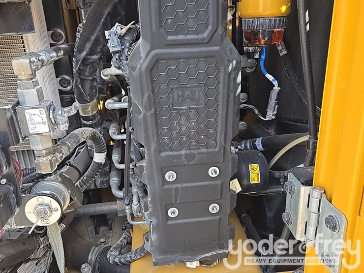 2021-caterpillar-306-cr-image-47