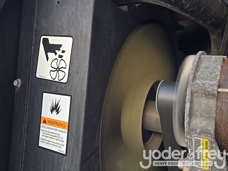 2015-jlg-600aj-image-90