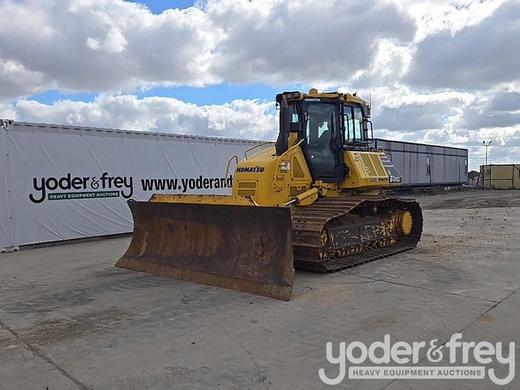 2023-komatsu-d61pxi-24-image-1