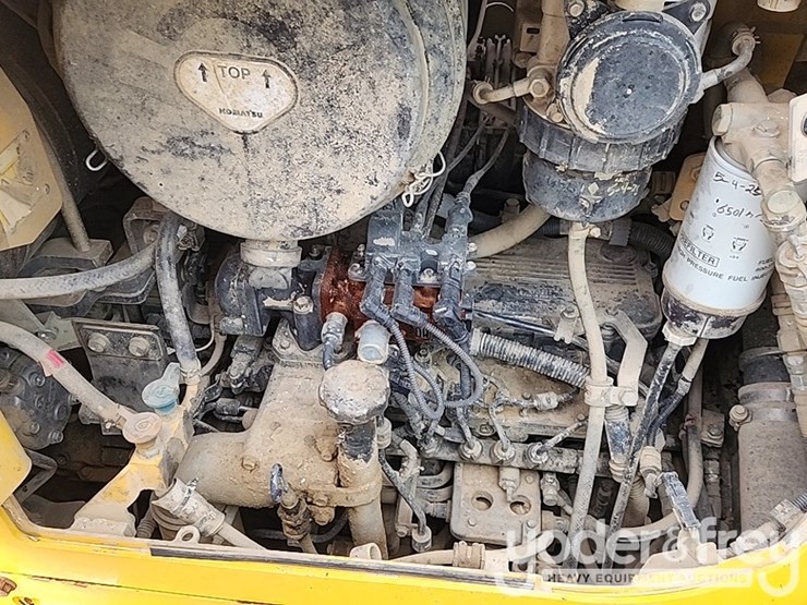 2021-komatsu-d71exi-24-image-20