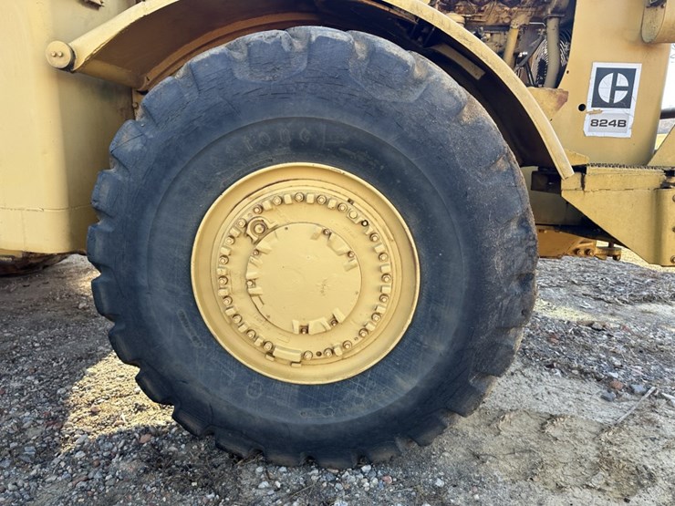 caterpillar-824b-image-53