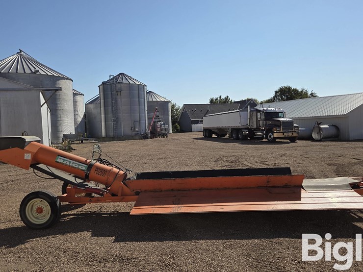 batco-ps2500-drive-over-jump-conveyor-image-4