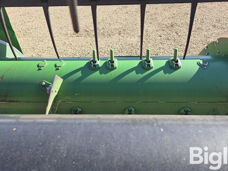 2022-john-deere-635f-image-18