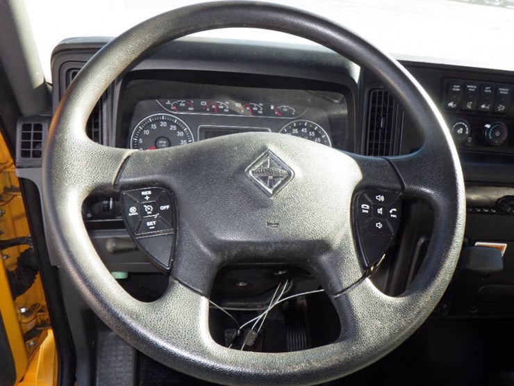 2020-international-mv607-image-19