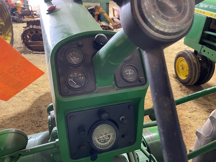 john-deere-530-image-21