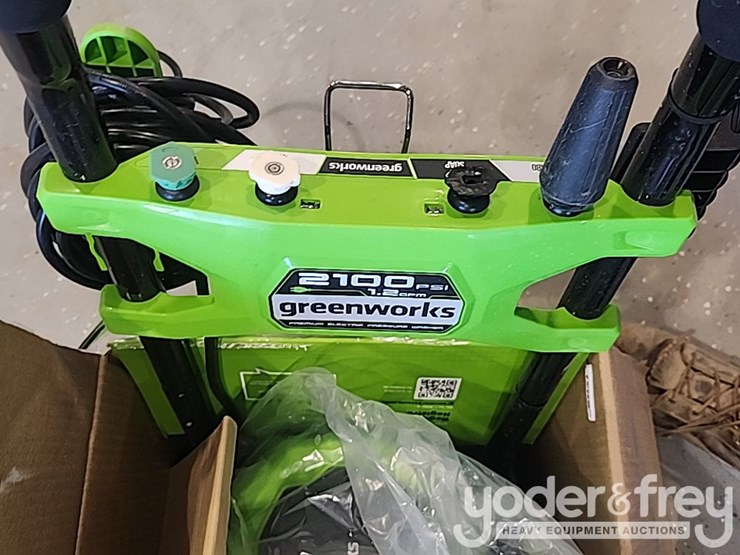 greenworks-2100-psi-pressure-washer-image-7