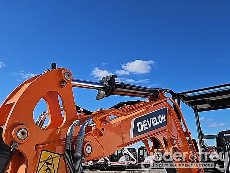 2024-develon-dx27z-7-image-36