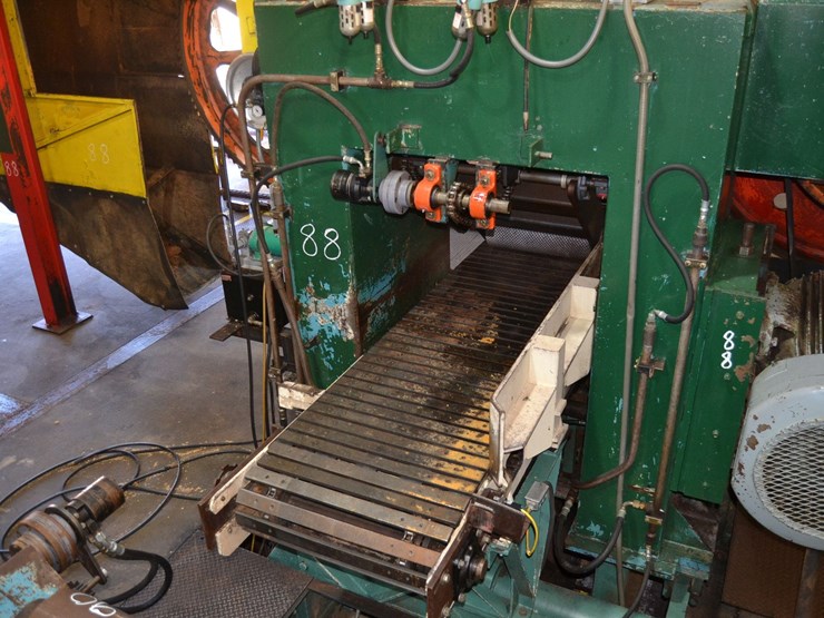 kockums-6'-single-setting-horizontal-band-mill-model-hsa-1-w/-slat-bed-feed-w/-press-rolls-w/-lube-system-w/-air-strain-w/-hood-rail-system-sn#4219-10-image-8
