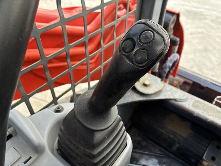 kubota-svl75-2-image-51