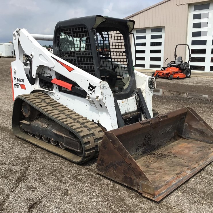 2017 BOBCAT T740