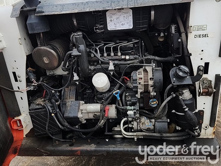 2018-bobcat-s570-image-33