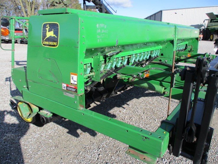john-deere-750-image-12