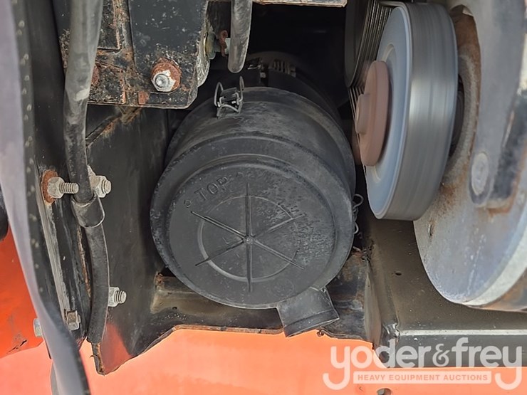 2015-jlg-600aj-image-89