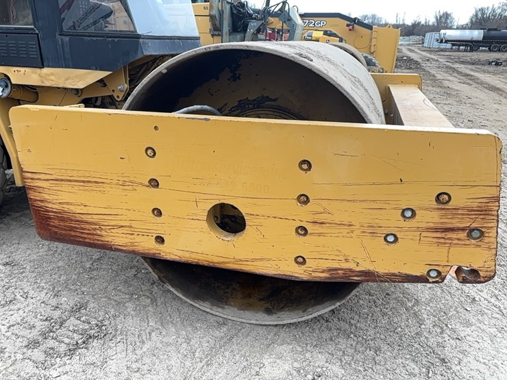 caterpillar-cs-583c-image-13