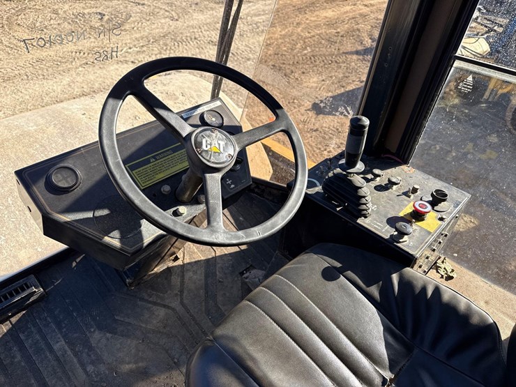 caterpillar-cs-583c-image-12